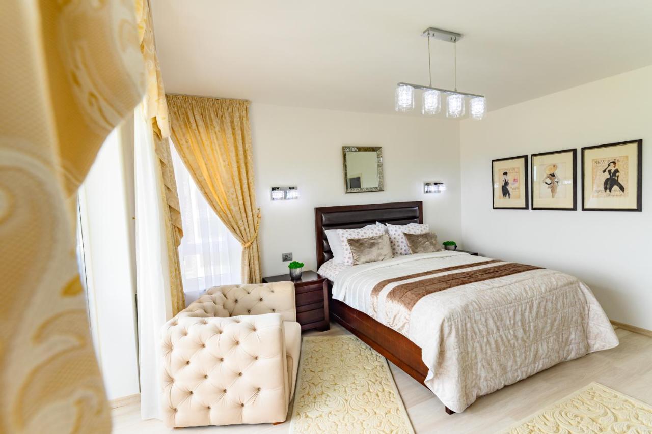 Luxury Avantgarden 3 Apartment